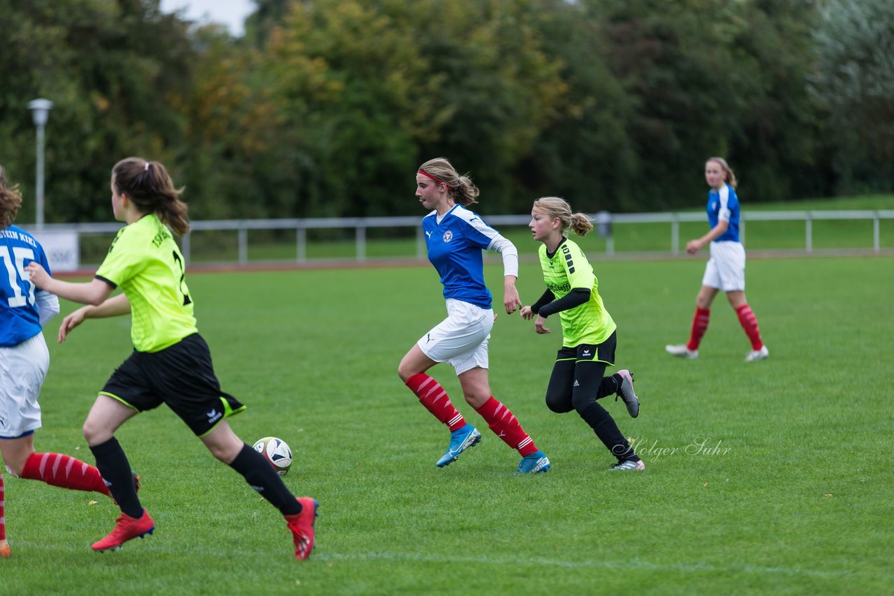 Bild 324 - B-Juniorinnen TSV Schoenberg - Holstein Kiel : Ergebnis: 0:23